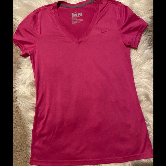 Nike Dri-Fit shirt medium - Picture 2 of 4